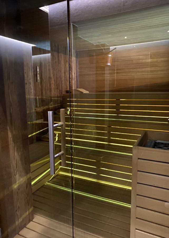 Hotel Wellness Eau De Roche Дюрби Екстериор снимка